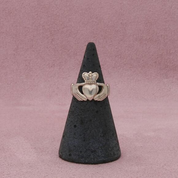 sterling silver irish celtic claddagh ring size 4